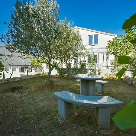 Apartamento Daniela By Interhome